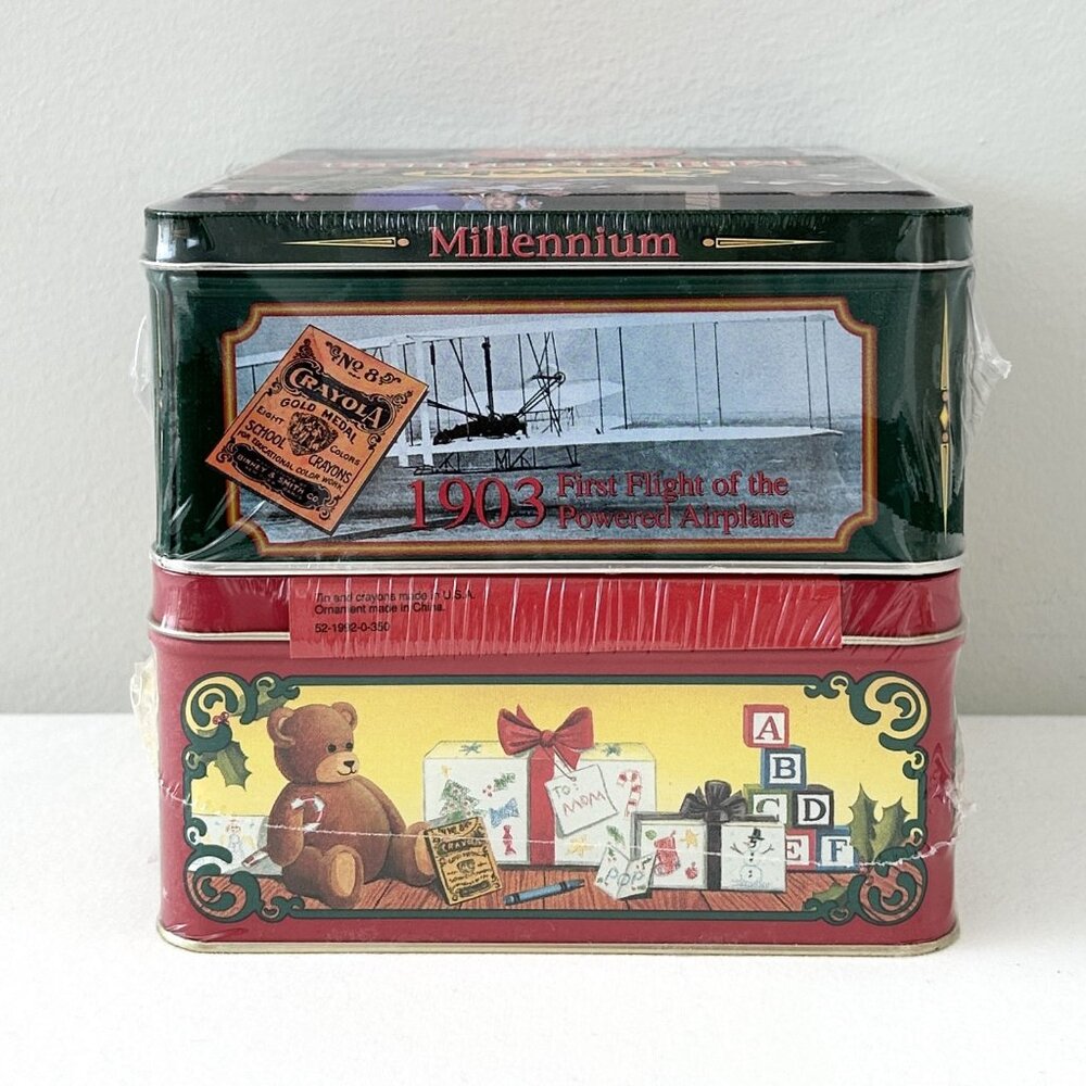New! 2 Vtg 1992 1999 CRAYOLA Crayon Collector Tins Millennium Holiday & Ornament - Picture 4 of 6